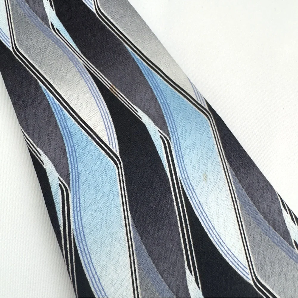 Pierre Cardin Blue Gray Silk Tie